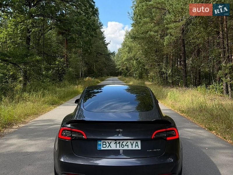Седан Tesla Model 3 2022 в Киеве фото 22 Седан Tesla Model 3 2022 в Киеве