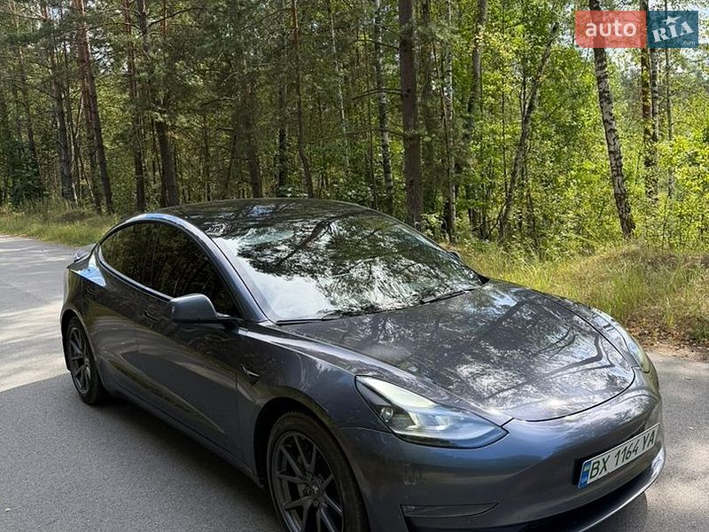 Седан Tesla Model 3 2022 в Киеве фото 23 Седан Tesla Model 3 2022 в Киеве