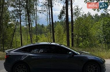 Седан Tesla Model 3 2022 в Киеве фото 24 Седан Tesla Model 3 2022 в Киеве