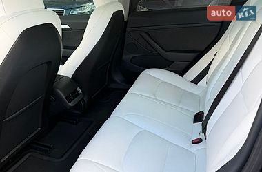 Седан Tesla Model 3 2023 в Киеве