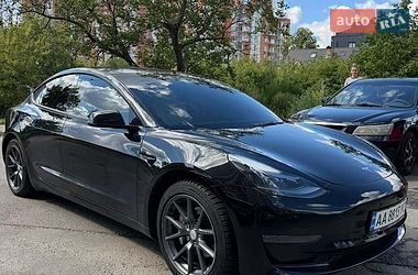 tesla model-3 2023 в Киев от профессионального продавца Галина Михайлюк