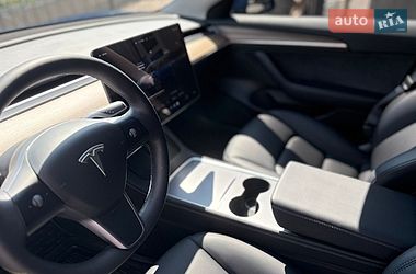 Седан Tesla Model 3 2023 в Кропивницком
