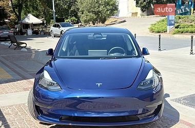 Седан Tesla Model 3 2023 в Кропивницком