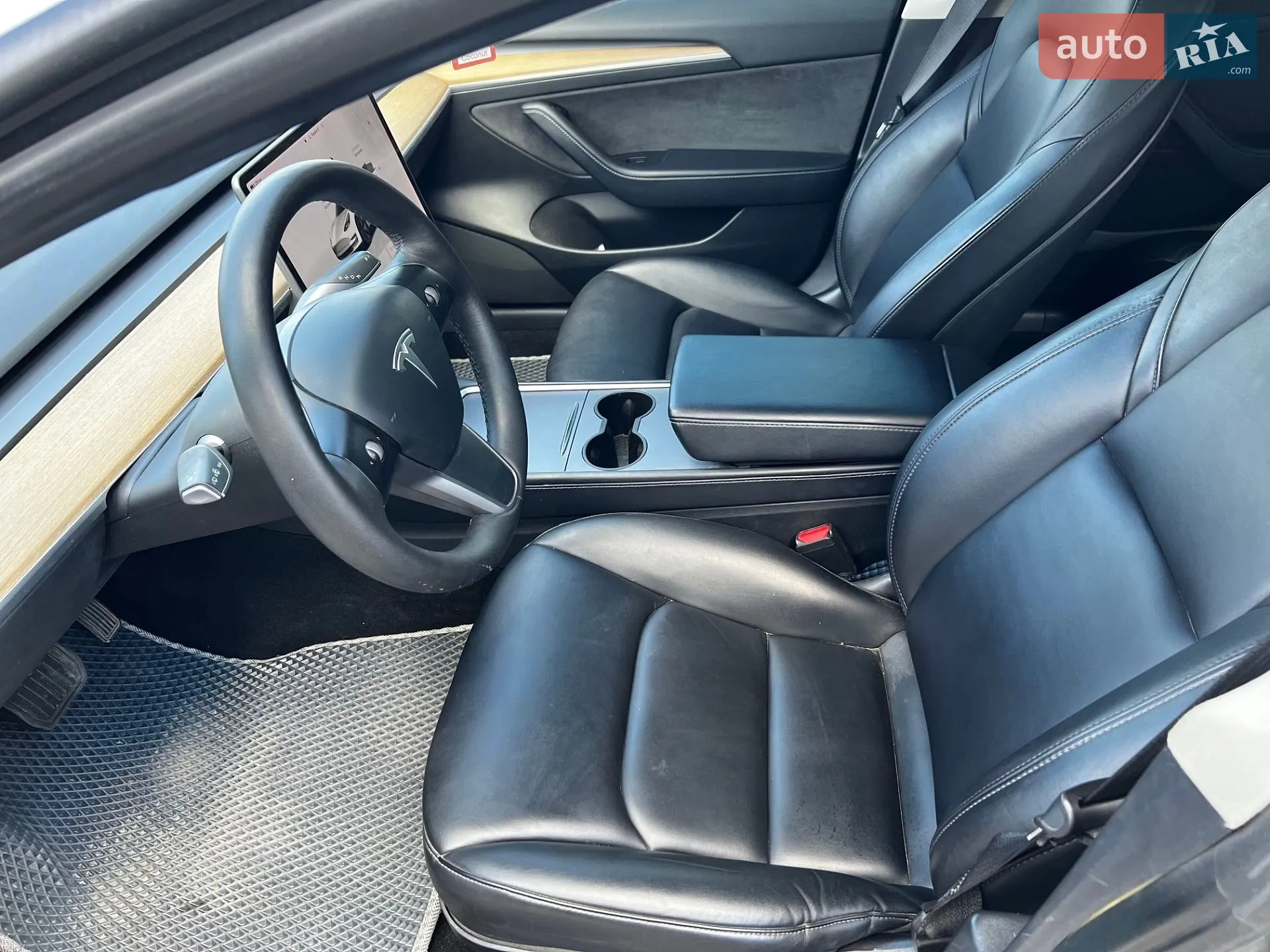 2022 Tesla Model 3 - мініатюра 10