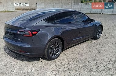 Седан Tesla Model 3 2022 в Львові