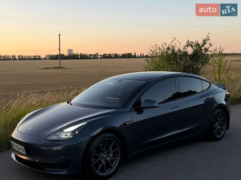 Седан Tesla Model 3 2022 в Киеве фото 3 Седан Tesla Model 3 2022 в Киеве