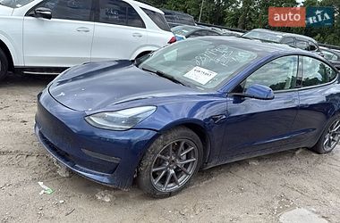 Седан Tesla Model 3 2022 в Ставище