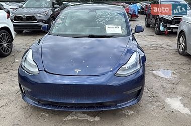 Седан Tesla Model 3 2022 в Ставище
