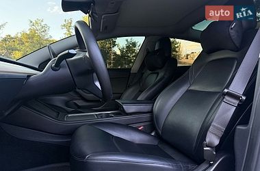 Седан Tesla Model 3 2023 в Николаеве