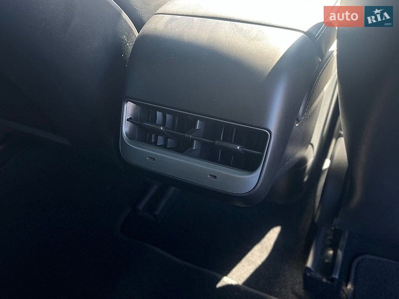 Седан Tesla Model 3 2022 в Мукачевому фото 28 Седан Tesla Model 3 2022 в Мукачевому