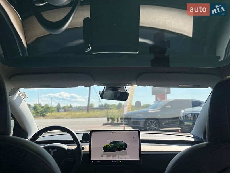Седан Tesla Model 3 2022 в Мукачевому фото 29 Седан Tesla Model 3 2022 в Мукачевому