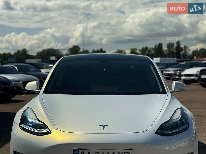 Седан Tesla Model 3 2019 в Києві фото 2 Седан Tesla Model 3 2019 в Києві