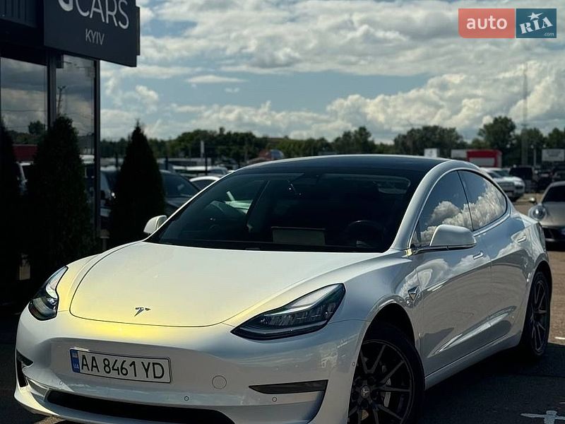 Седан Tesla Model 3 2019 в Києві фото Седан Tesla Model 3 2019 в Києві