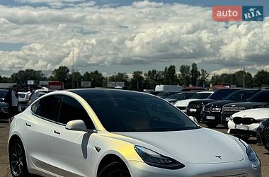 Седан Tesla Model 3 2019 в Києві фото 3 Седан Tesla Model 3 2019 в Києві