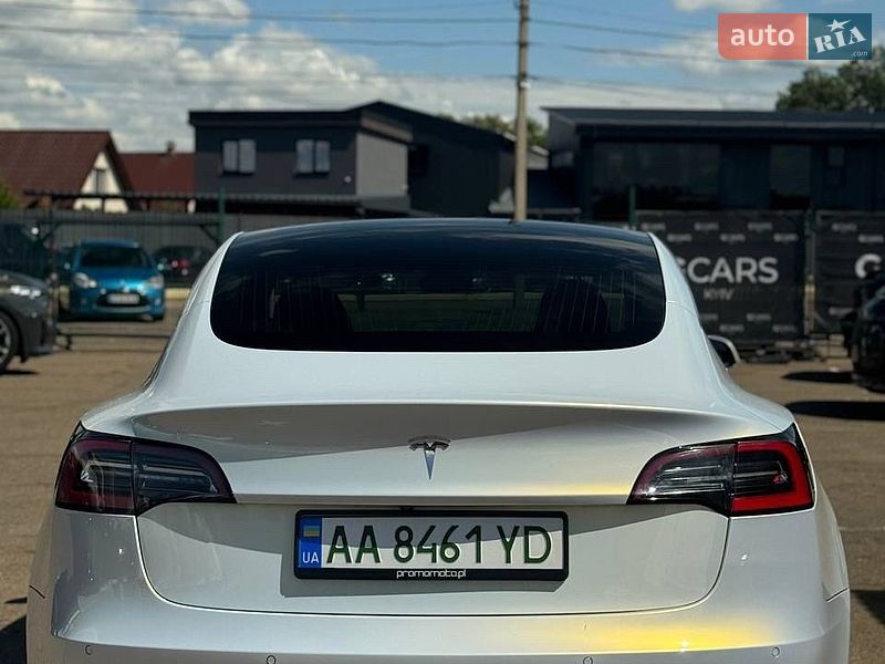 Седан Tesla Model 3 2019 в Києві фото 5 Седан Tesla Model 3 2019 в Києві