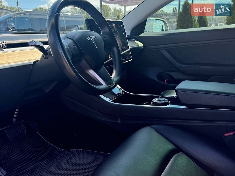 Седан Tesla Model 3 2019 в Києві фото 8 Седан Tesla Model 3 2019 в Києві