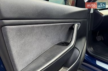 Седан Tesla Model 3 2019 в Білій Церкві