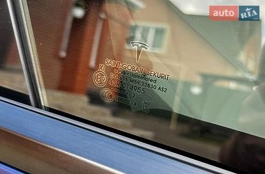 Седан Tesla Model 3 2022 в Немирові
