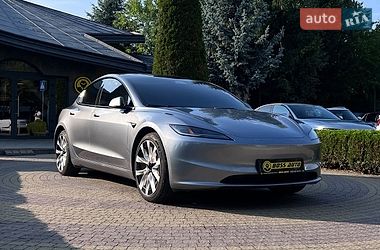 Седан Tesla Model 3 2025 в Львові