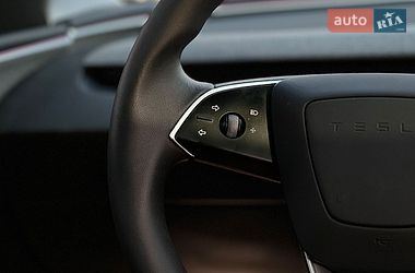 Седан Tesla Model 3 2025 в Львові
