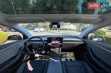 Седан Tesla Model 3 2025 в Львові