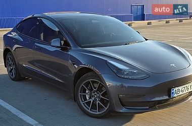 Седан Tesla Model 3 2022 в Виннице