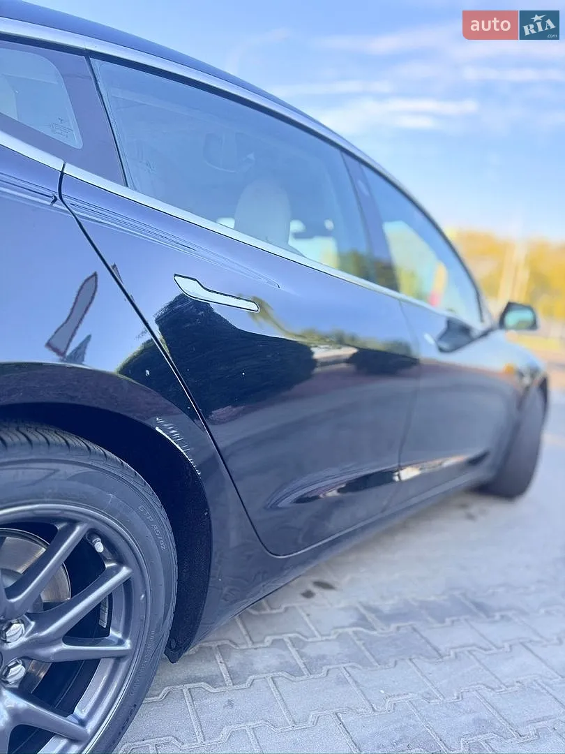 2018 Tesla Model 3 - мініатюра 3