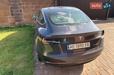 Седан Tesla Model 3 2019 в Києві