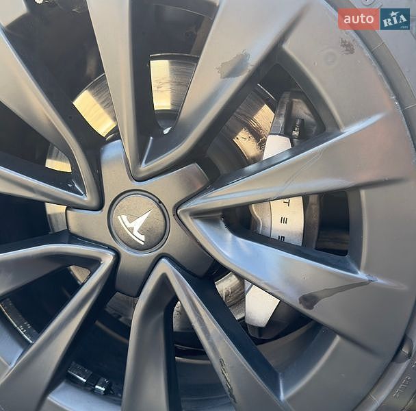 Седан Tesla Model 3 2021 в Харькове