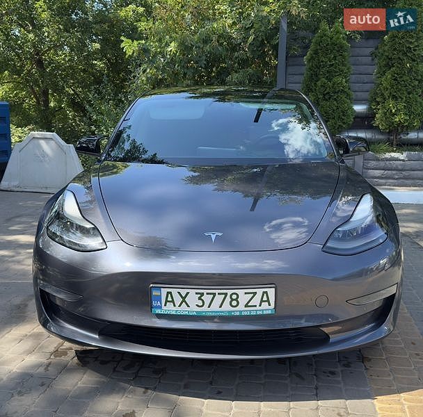 Седан Tesla Model 3 2021 в Харькове