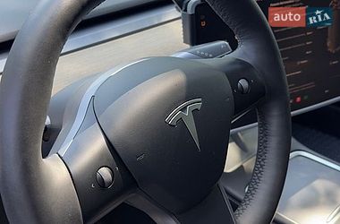 Седан Tesla Model 3 2021 в Харькове