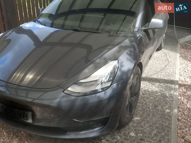 Седан Tesla Model 3 2019 в Києві