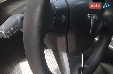 Седан Tesla Model 3 2019 в Києві