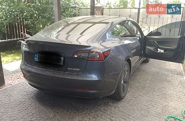 Седан Tesla Model 3 2019 в Києві
