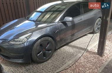 Седан Tesla Model 3 2019 в Києві