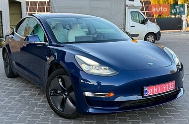 tesla model-3 2018 в Владимир от профессионального продавца Сергій