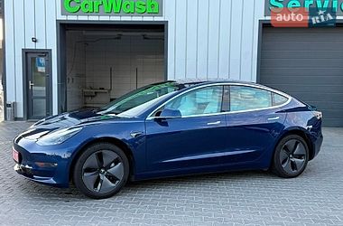 Седан Tesla Model 3 2018 в Владимире