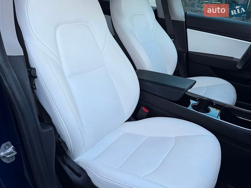Седан Tesla Model 3 2018 в Владимире