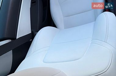 Седан Tesla Model 3 2018 в Владимире