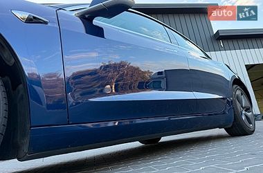 Седан Tesla Model 3 2018 в Владимире