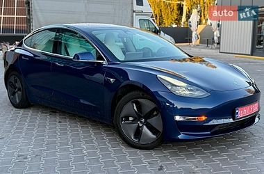 Седан Tesla Model 3 2018 в Владимире