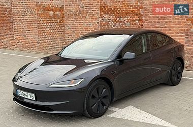 Седан Tesla Model 3 2024 в Тернополі