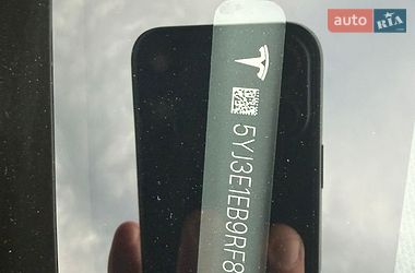 Седан Tesla Model 3 2024 в Тернополе