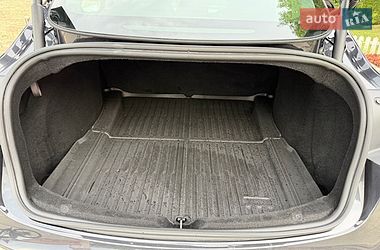 Седан Tesla Model 3 2024 в Тернополе