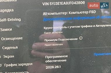 Седан Tesla Model 3 2018 в Львові