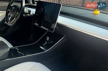 Седан Tesla Model 3 2018 в Коломые