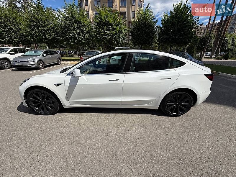 Седан Tesla Model 3 2020 в Киеве