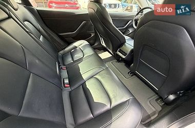 Седан Tesla Model 3 2020 в Киеве