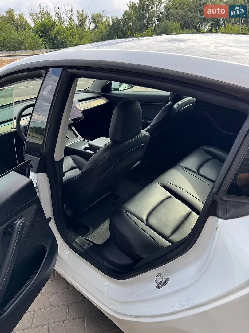 2021 Tesla Model 3 - мініатюра 13