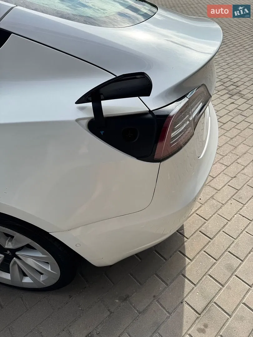 2021 Tesla Model 3 - мініатюра 20